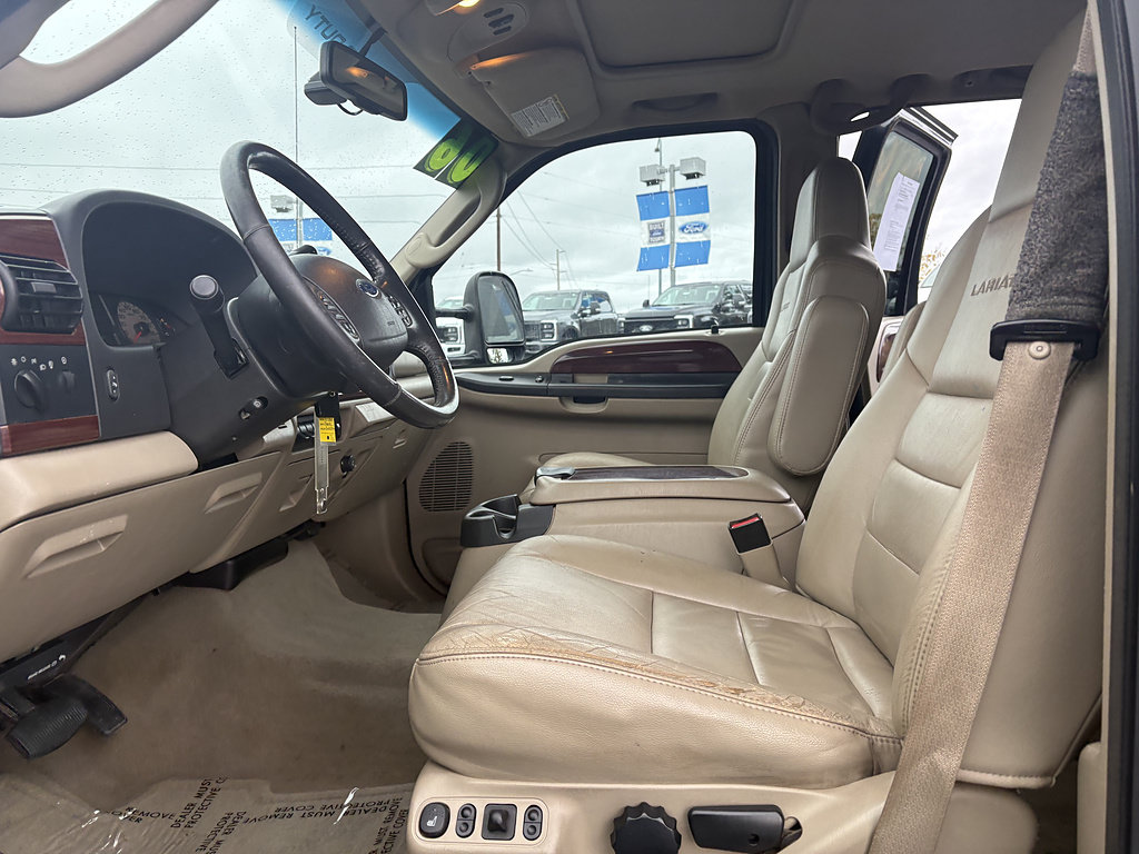Used 2006 Ford F350 Lariat AWD/4WD image 15