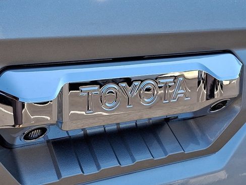 New 2026 Toyota Tundra Limited AWD/4WD image 22