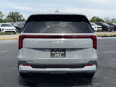 New 2027 Kia Carnival LX FWD image 5