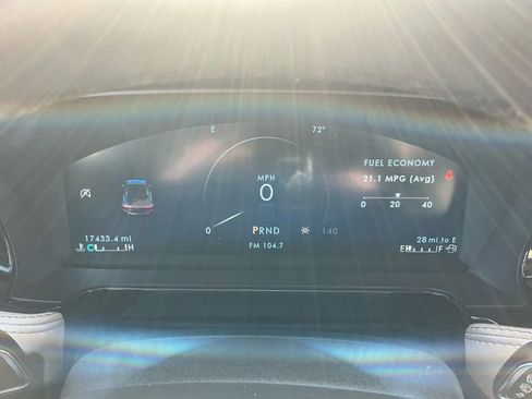 Used 2023 Lincoln Corsair FWD image 19