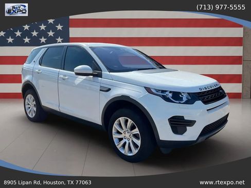 Used 2018 Land Rover Discovery Sport SE AWD/4WD image 2