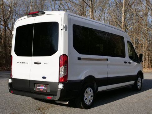 Used 2025 Ford Transit 350 XLT image 9