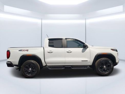 Used 2024 GMC Canyon Elevation RWD image 2