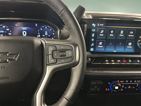 Used 2023 Chevrolet Silverado 1500 RST w/ Z71 Off-Road Package image 13