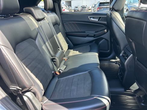 Used 2022 Ford Edge ST-Line w/ Class II Trailer Tow Package AWD/4WD image 21