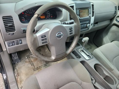 Used 2017 Nissan Frontier SV RWD image 14