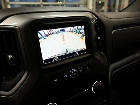 Used 2022 Chevrolet Silverado 1500 Custom Trail Boss image 17