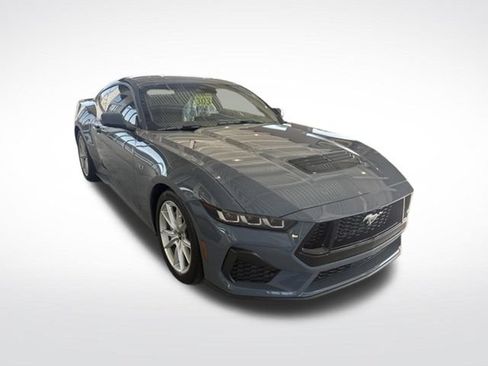 Used 2024 Ford Mustang GT Premium RWD image 3