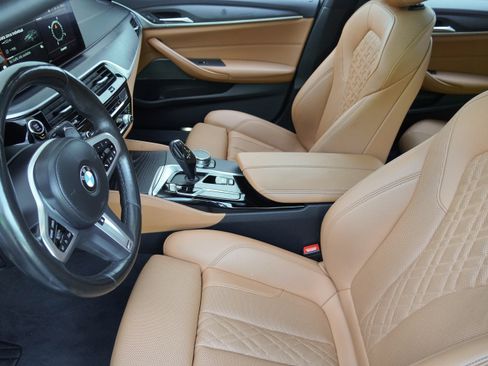 Used 2023 BMW 530i xDrive w/ M Sport Package AWD/4WD image 11