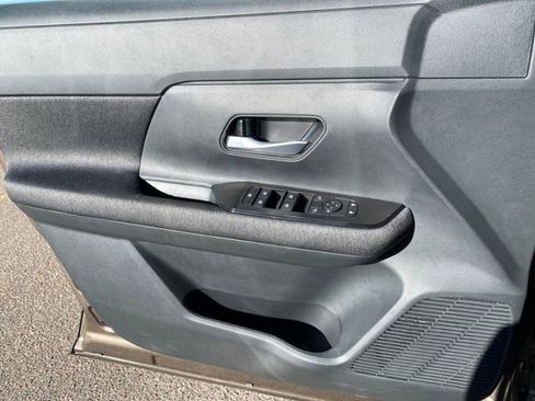 New 2026 Nissan Kicks SV w/ SV Premium Package image 13