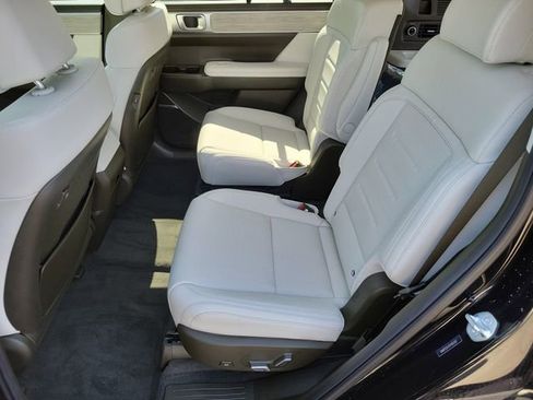 New 2025 Hyundai Santa Fe Calligraphy AWD/4WD image 21