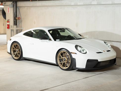 Used 2026 Porsche 911 GT3 RWD image 9