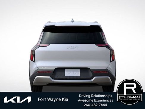 New 2026 Kia EV9 Wind AWD/4WD image 5