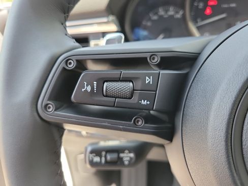 Certified 2026 Porsche Macan AWD/4WD image 29