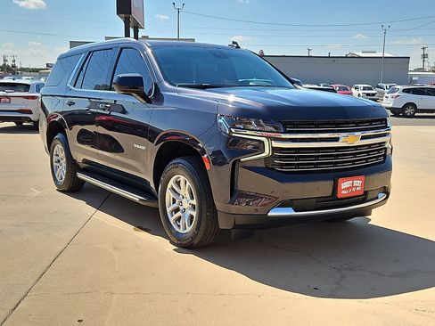 Used 2024 Chevrolet Tahoe LT RWD image 4
