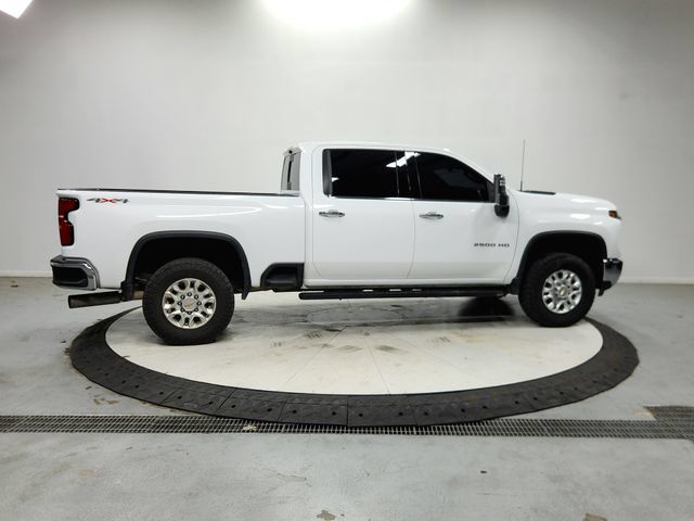 Used 2025 Chevrolet Silverado 2500 LTZ w/ LTZ Convenience Package AWD/4WD image 9