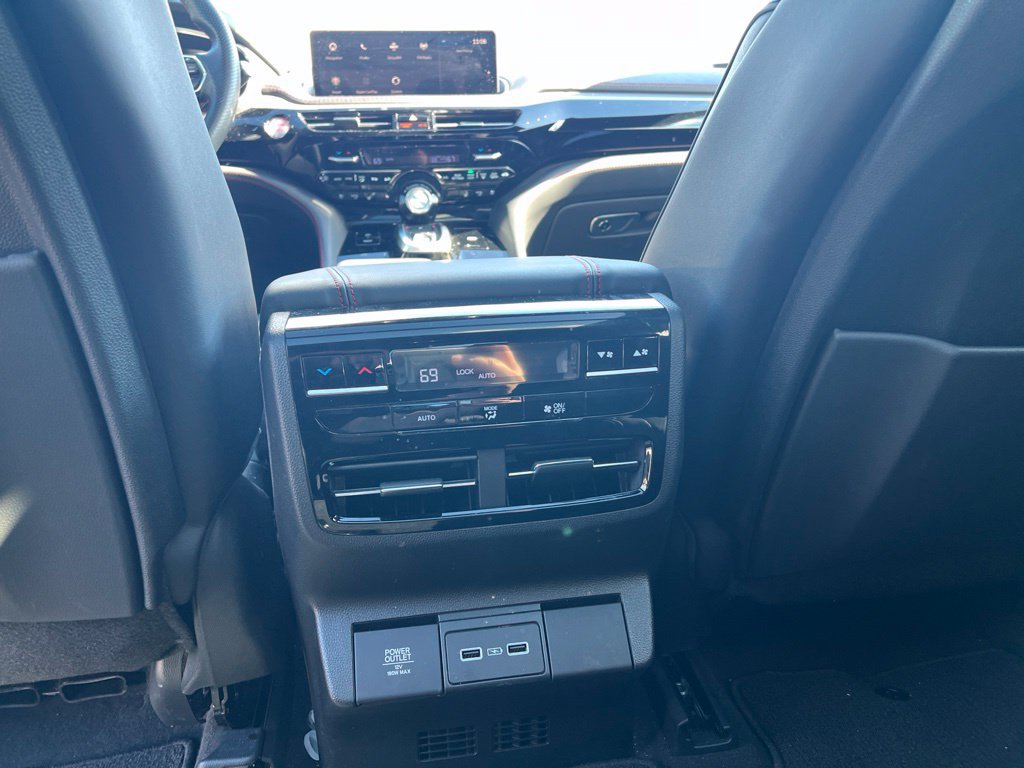 Used 2023 Acura MDX A-Spec AWD/4WD image 18