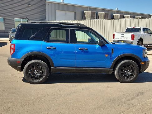 Used 2025 Ford Bronco Sport Badlands AWD/4WD image 5