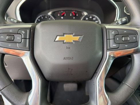 Certified 2025 Chevrolet Blazer LT FWD image 17