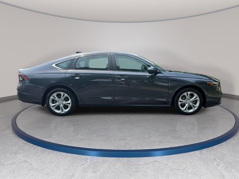 Used 2024 Honda Accord LX image 4