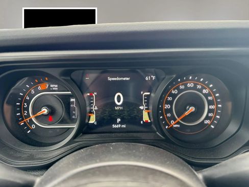 Used 2026 Jeep Wrangler Unlimited Rubicon AWD/4WD image 12
