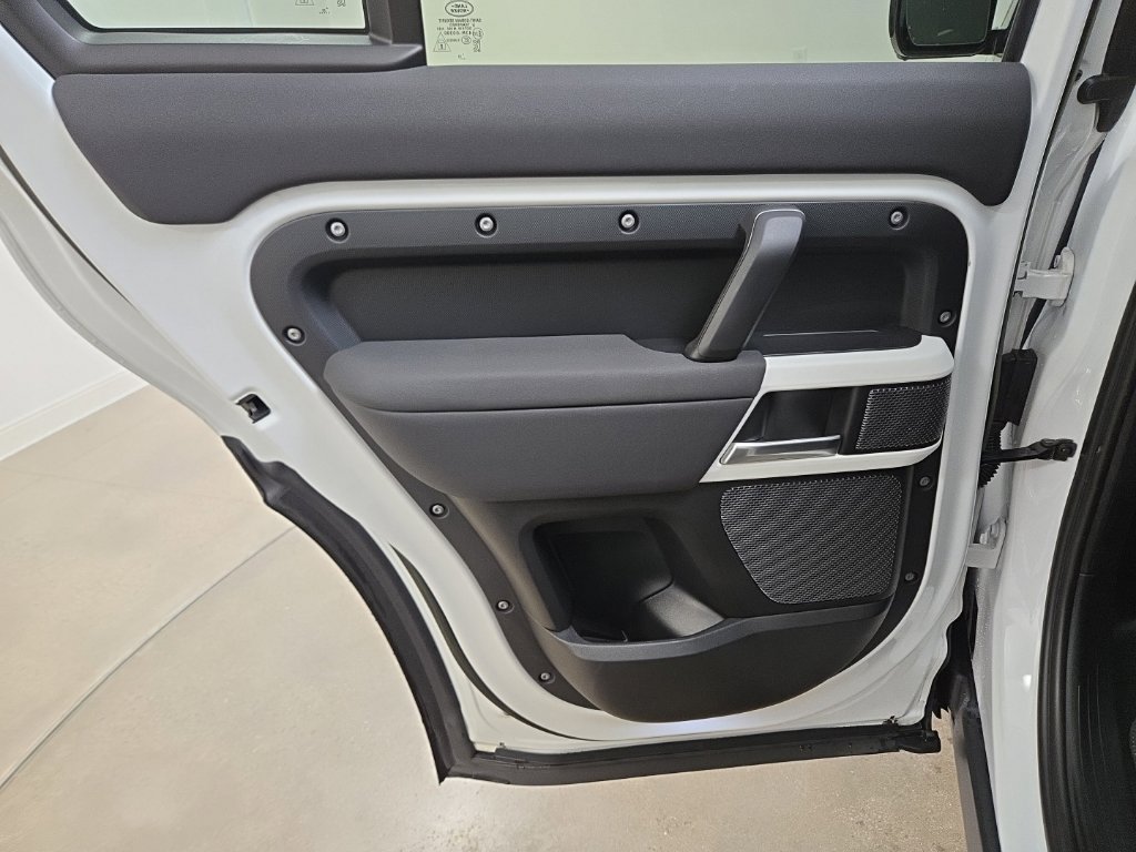 Certified 2023 Land Rover Defender 110 S AWD/4WD image 23