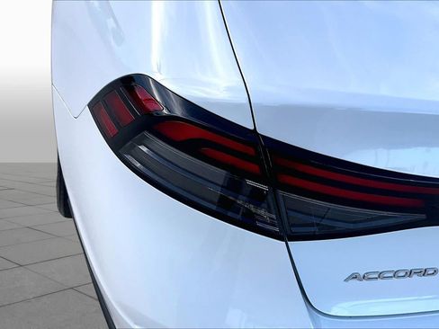 Used 2023 Honda Accord EX image 25
