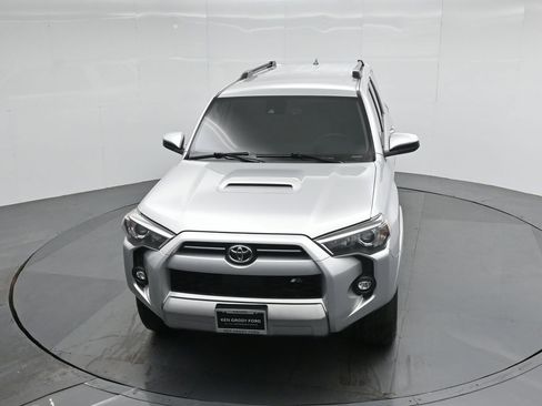 Used 2021 Toyota 4Runner TRD Off-Road image 39