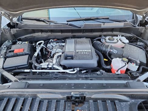 Certified 2026 Chevrolet Silverado 1500 RST AWD/4WD image 44