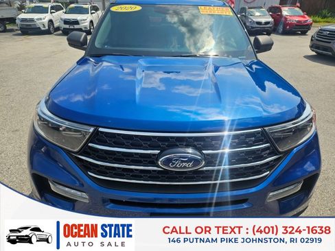 Used 2020 Ford Explorer XLT w/ Equipment Group 202A AWD/4WD image 6