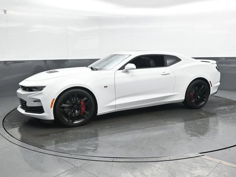 Used 2023 Chevrolet Camaro SS image 9