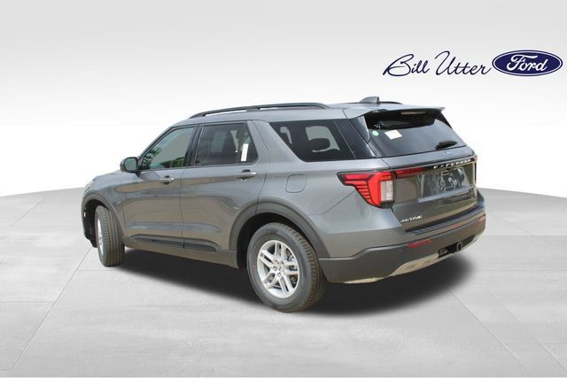 New 2026 Ford Explorer Active w/ Active Comfort Package RWD image 4