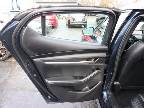 Used 2024 MAZDA MAZDA3 s image 23