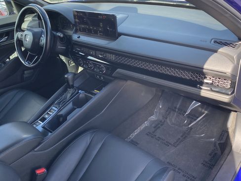 Certified 2025 Honda Accord Sport image 10