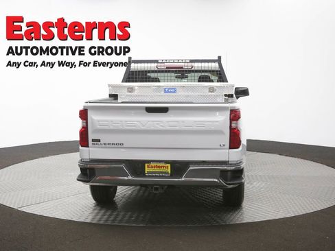 Used 2021 Chevrolet Silverado 1500 LT AWD/4WD image 40