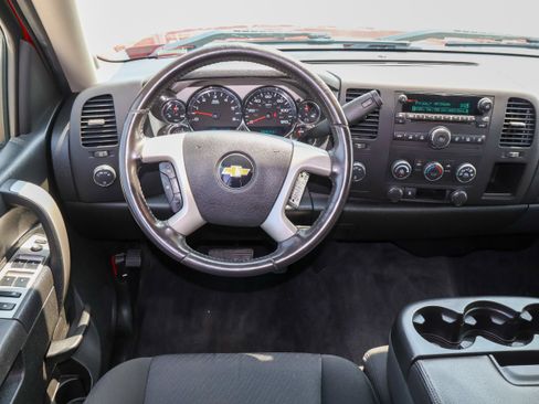 Used 2011 Chevrolet Silverado 1500 LT AWD/4WD image 17