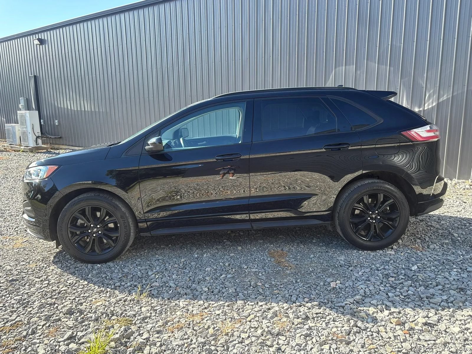 Used 2022 Ford Edge SE w/ Black Appearance Package AWD/4WD image 8