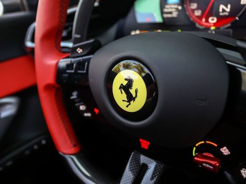 Used 2025 Ferrari 296 GTS RWD image 30