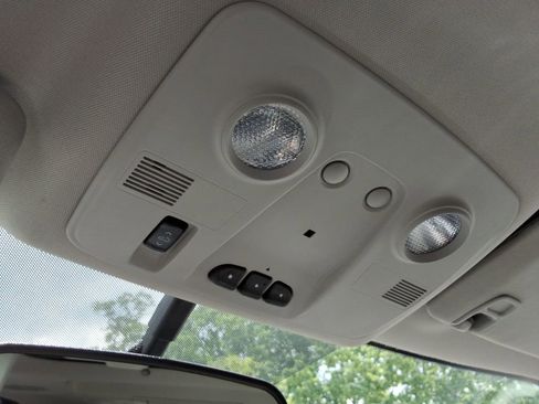 Used 2012 GMC Acadia Denali FWD image 38