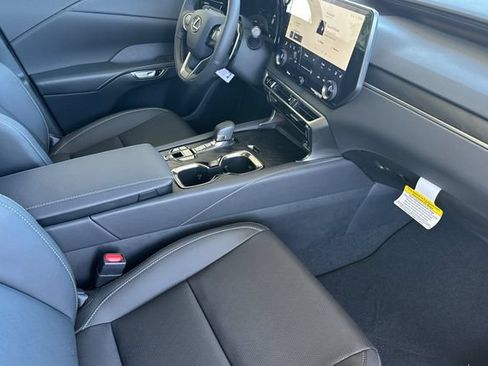 New 2026 Lexus RX 350 w/ Convenience Package AWD/4WD image 14