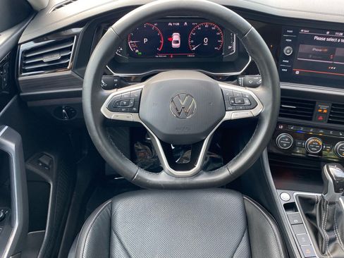 Certified 2023 Volkswagen Jetta SEL FWD image 6