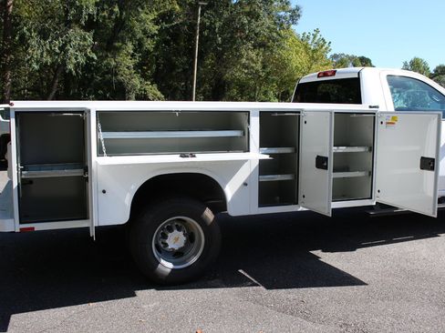 New 2025 Chevrolet Silverado 3500 W/T w/ WT Convenience Package AWD/4WD image 9
