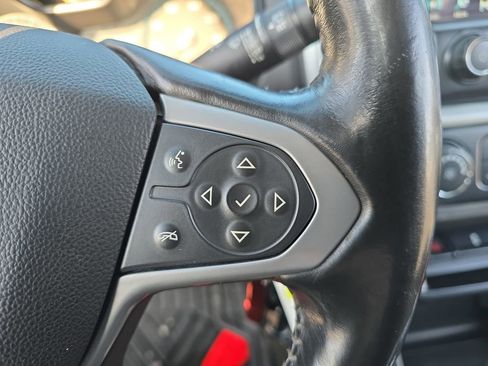 Used 2017 Chevrolet Colorado LT w/ LT Convenience Package image 19