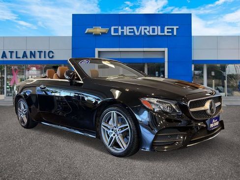 Used 2019 Mercedes-Benz E 450 4MATIC Cabriolet image 4