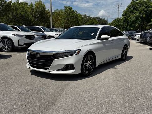 Used 2022 Honda Accord Touring image 4