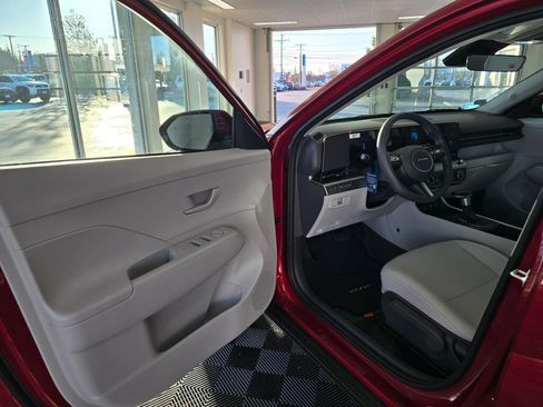 New 2026 Hyundai Kona SE AWD/4WD image 32