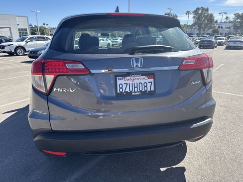 Certified 2022 Honda HR-V LX image 4
