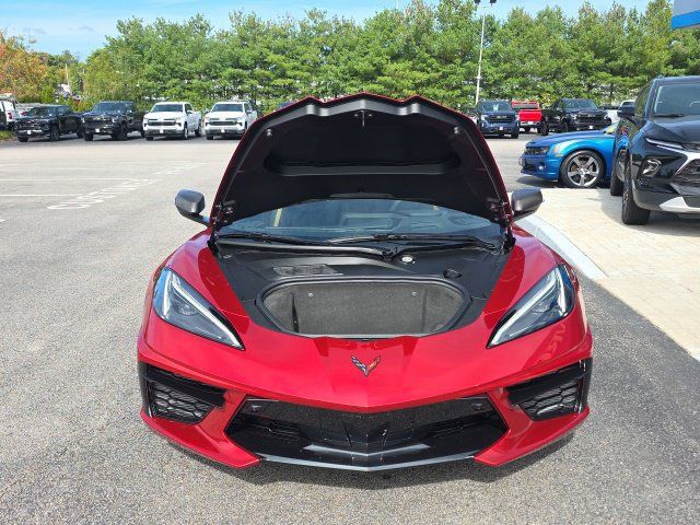 New 2027 Chevrolet Corvette Stingray Convertible w/ Battery Protection Package RWD image 34