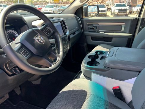 Used 2018 RAM 1500 Big Horn AWD/4WD image 16