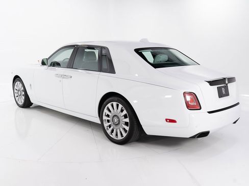 Certified 2023 Rolls-Royce Phantom Sedan image 3